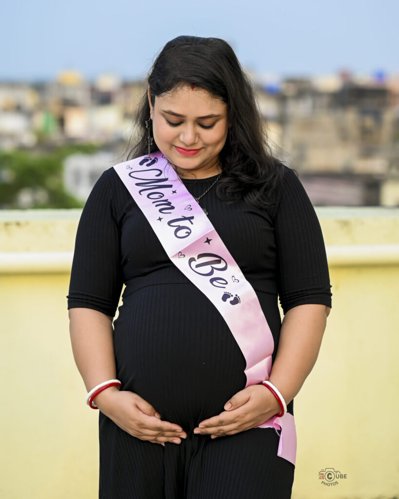 Glowing mom to be photoshoot