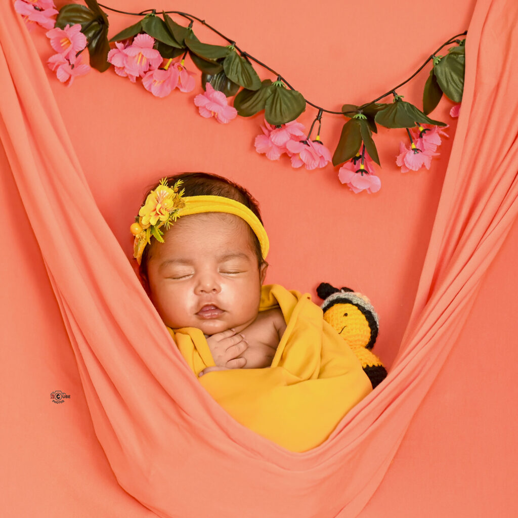 Newborn Jhula in Coral Pastel Shade