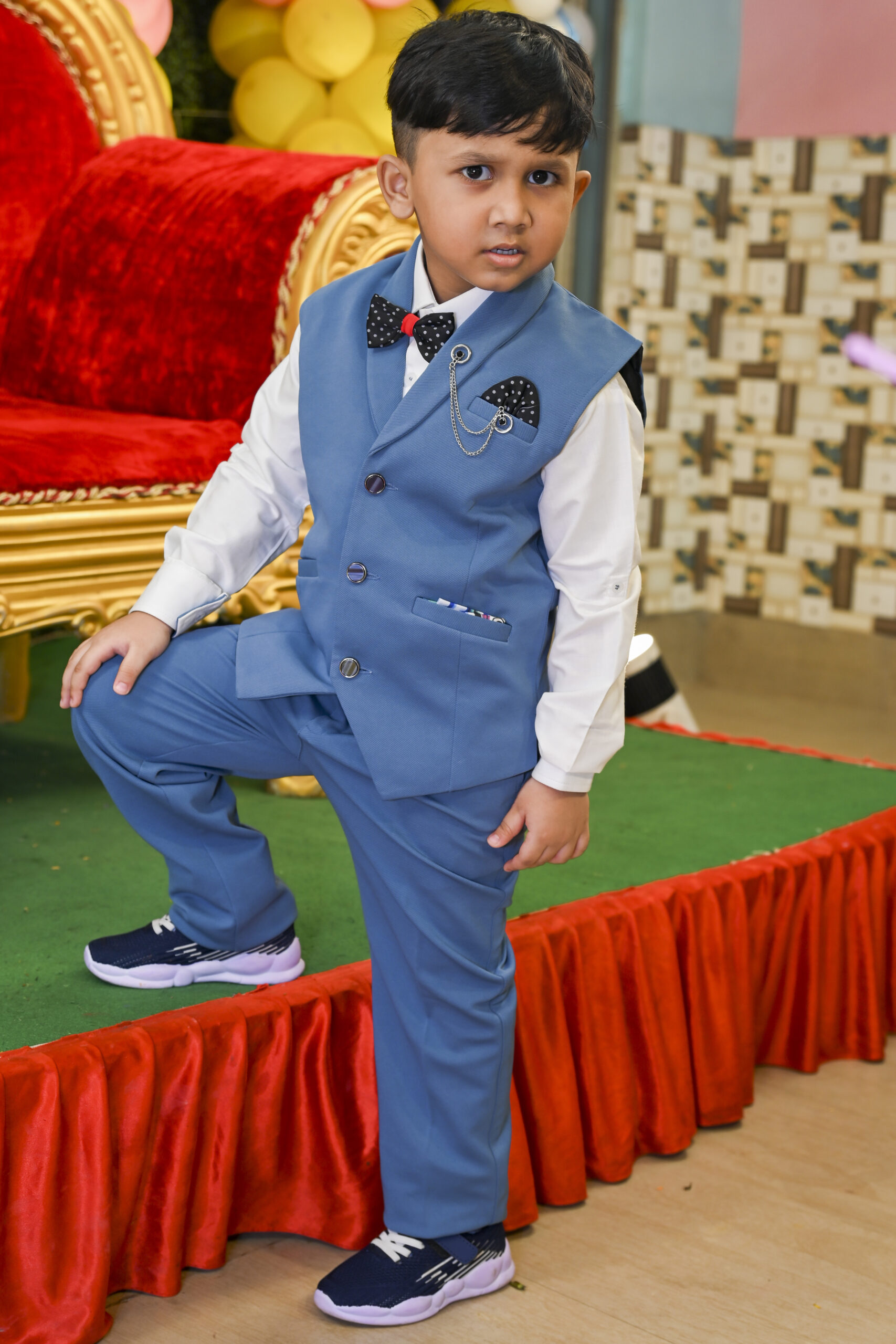 5 year boy reception pose idea