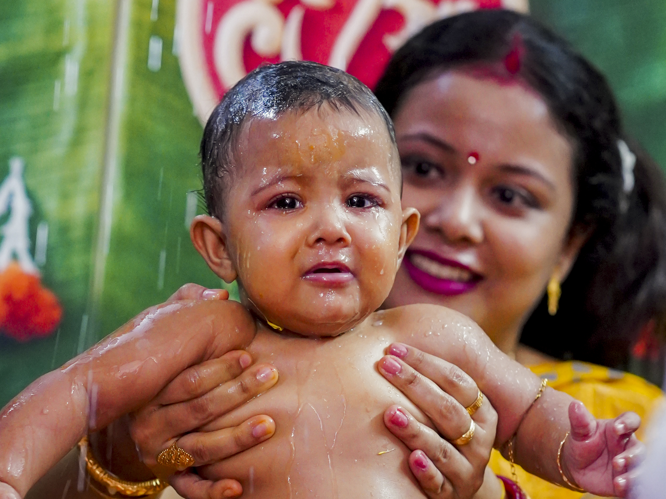 baby bath cute expression