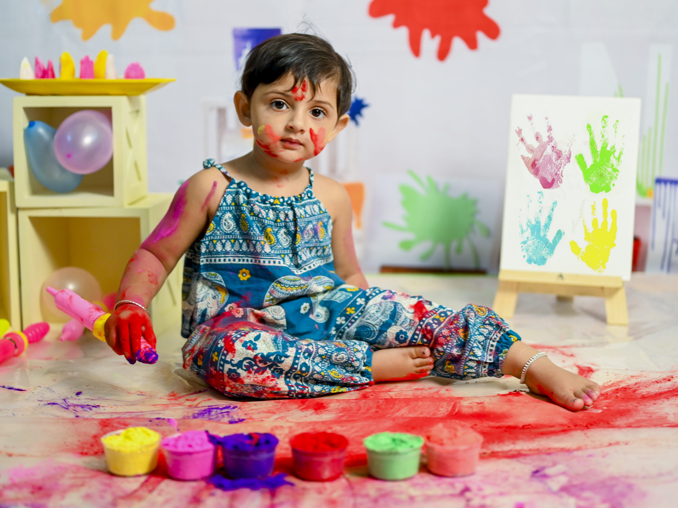 Theme holi photoshoot