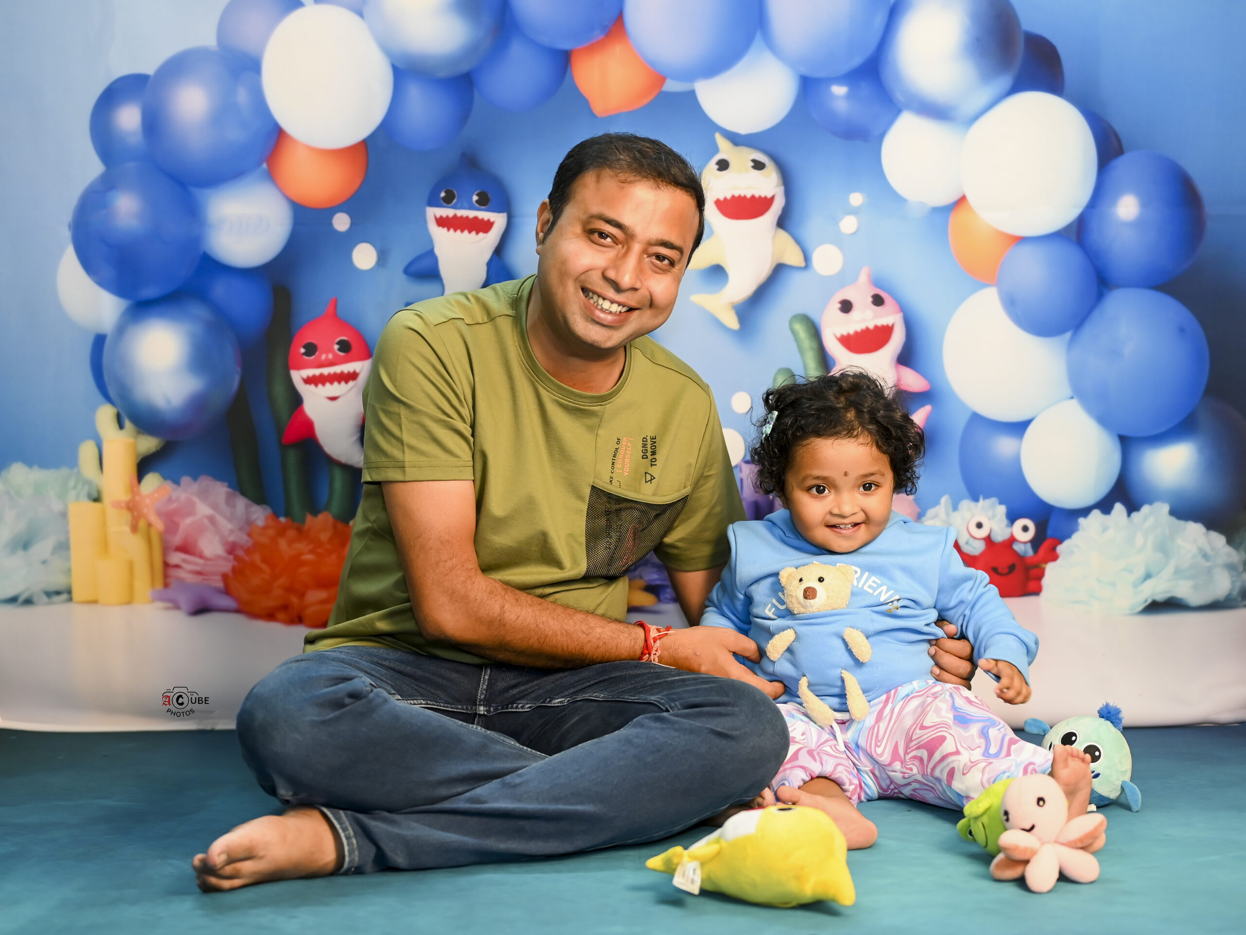 baby shark family photoshoot