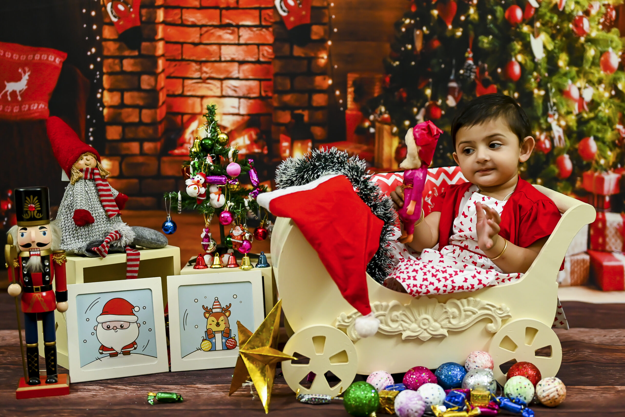cozy Christmas pose idea