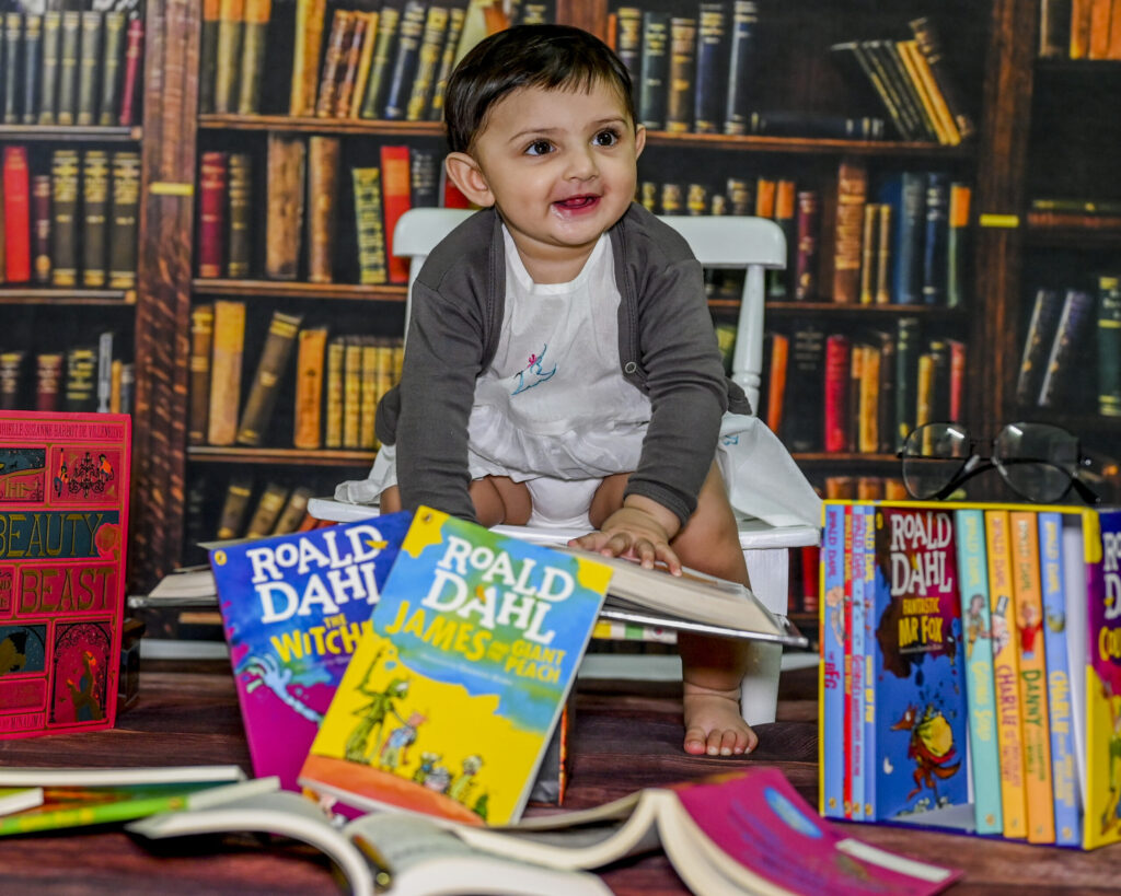 bookworm baby photography