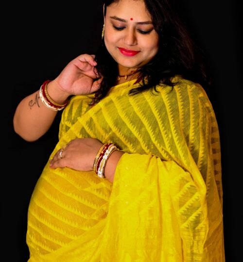 High Key maternity photoshoot