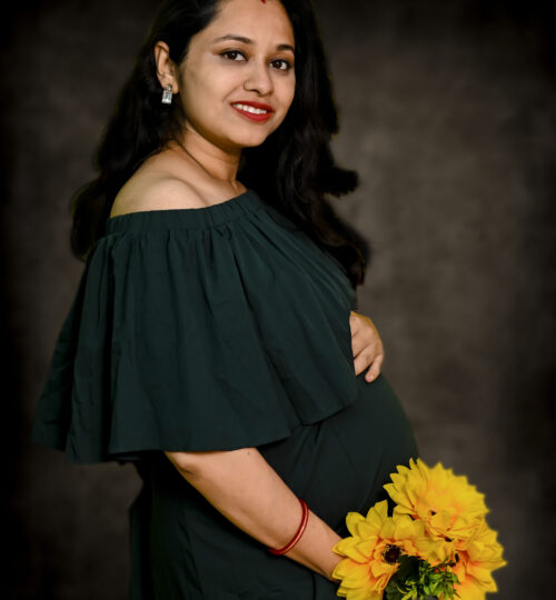Floral noir maternity photoshoot