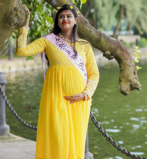 Solo Maternity lake side